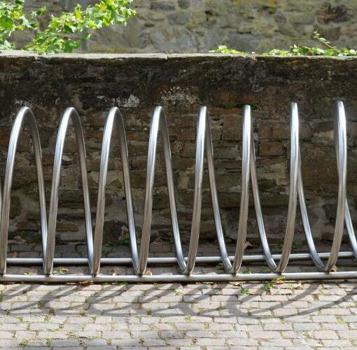Zu sehen ist das Bild 1 zum Beitrag mit dem Thema: Empfehlenswerte freistehende Fahrradhalter
