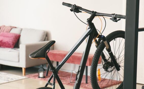 Zu sehen ist das Bild 1 zum Beitrag mit dem Thema: Fahrradaufbewahrung in der Wohnung Tipps