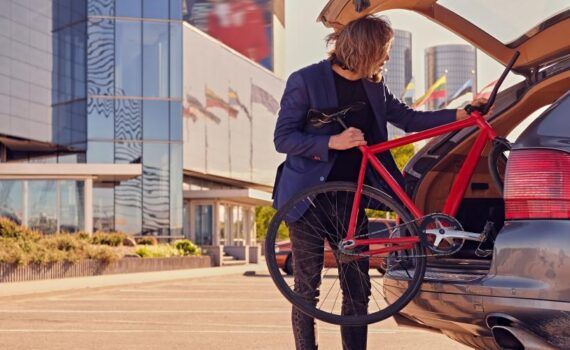 Zu sehen ist das Bild 1 zum Beitrag mit dem Thema: Wie 2 Fahrräder im Auto transportieren?